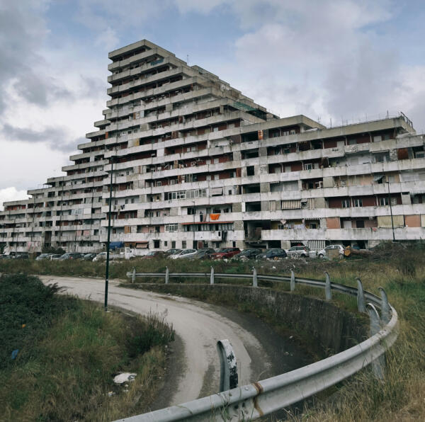 vele-scampia